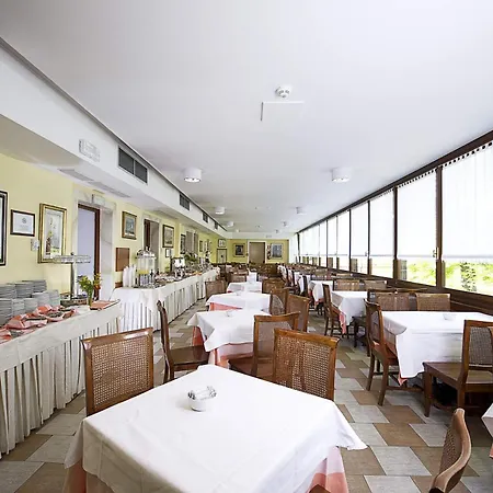 ホテル ナチョナーレ